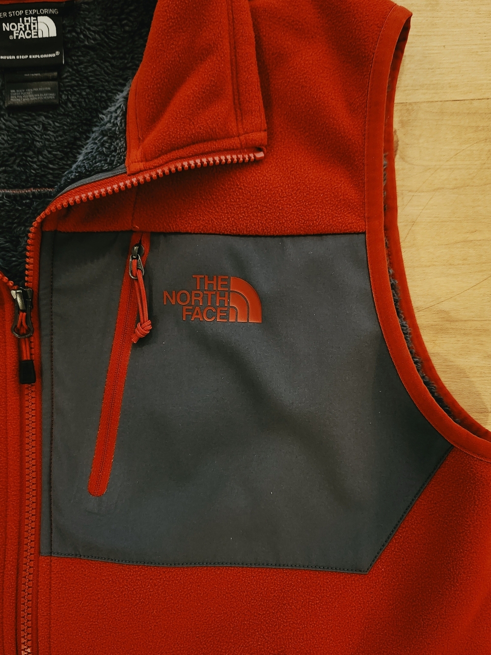 The North Face Red Fleece Vest Sherpa Lined Colorblock Zip Up - Men's M